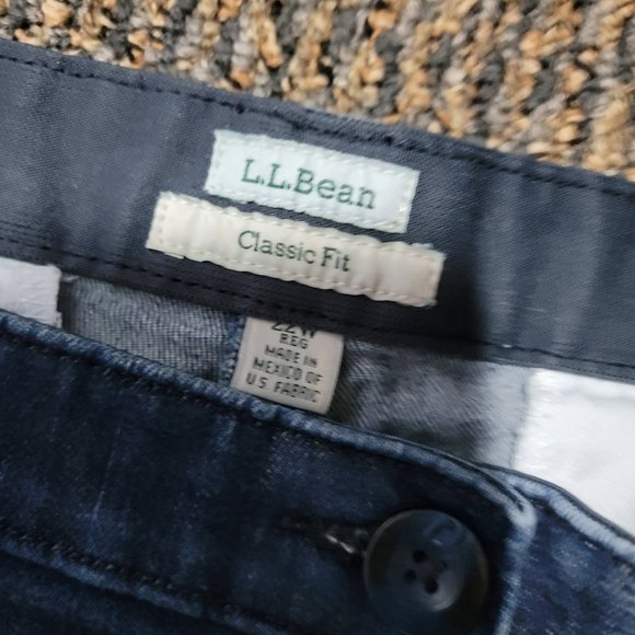 EUC LL Bean Classic Fit Plus Size Denim Capris Size 22W - Picture 9 of 15